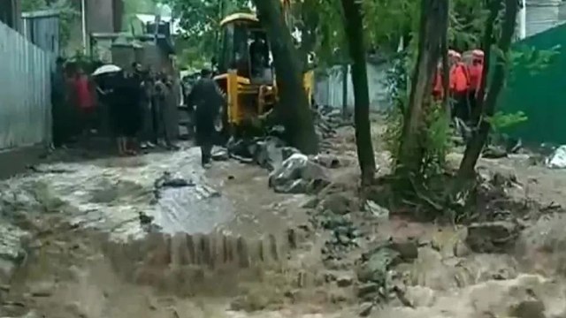 Cloudburst in JK’s Ganderbal triggers flash floods