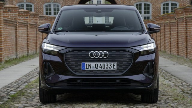 Audi Q4 Sportback e-tron Exterior Design in Aurora violet