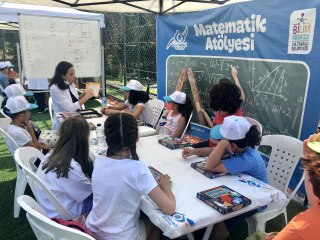 Sultangazi'de çocuklar hem eğlendi hem öğrendi