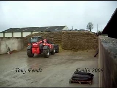 Le Manitou 634 & Godet désileur Emily Vue par Tony Fendt