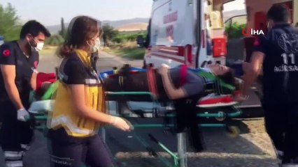 İşçi servisiyle otomobil çarpıştı: 2 ölü, 9 yaralı