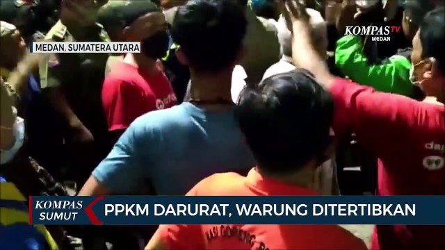 Petugas Tertibkan Warung Makan Saat Penerapan PPKM Darurat di Medan