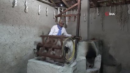 Unutulmaya yüz tutmuş altın değerindeki mesleği 10 günde öğretiyor