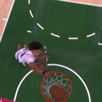 Suns' Johnson drives and dunks on Tucker