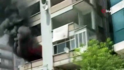 Küçükçekmece'de korkutan yangın