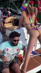 Un tour de magie en pleine after party