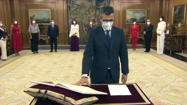 Los nuevos ministros y vicepresidentas prometen sus cargos