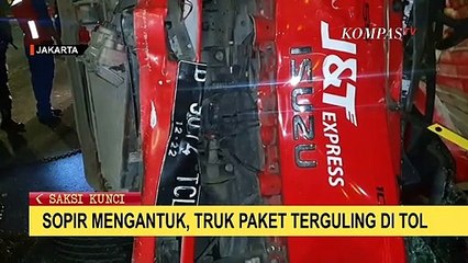 Sopir Mengantuk, Truk Paket Terguling di Tol