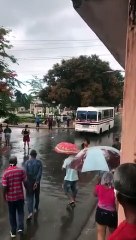 Represores golpean y detienen a cubanos en protestas