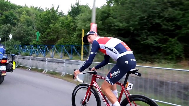 Inside Teams - Bauke Mollema returns to bus after stage 14 win