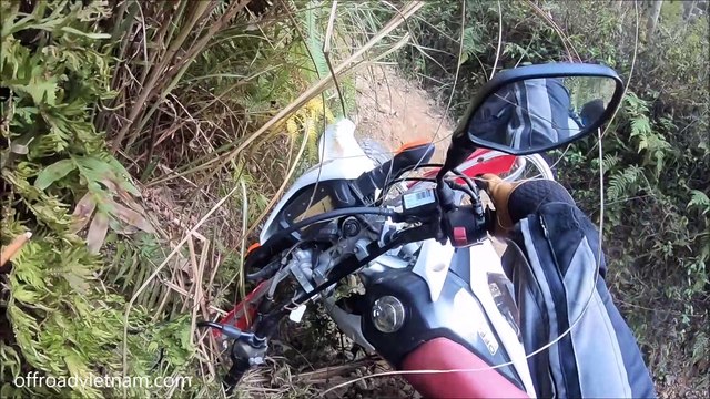 Motorbike Tours In Vietnam Via A Challenging Track To Thac Ba Lake | OffroadVietnam.Com