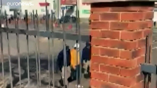 ЮАР: Власти зовут на помощь армию