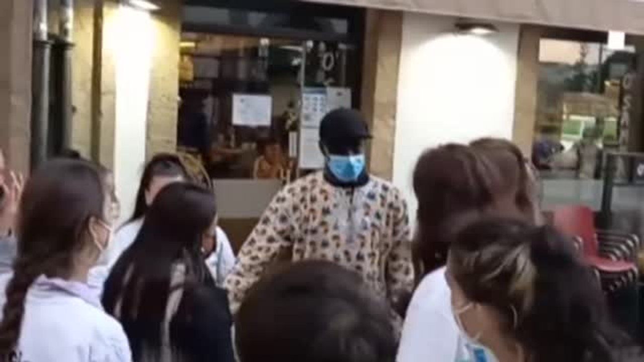 Las amigas de Samuel piden papeles para el senegalés que ayudó a Samuel