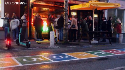 Zu früh gelockert: Rutte entschuldigt sich für Anstieg der Infektionen