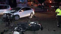 Gaziosmanpaşa’da otomobil ile motosiklet çarpıştı: 1’i ağır 2 kişi yaralandı