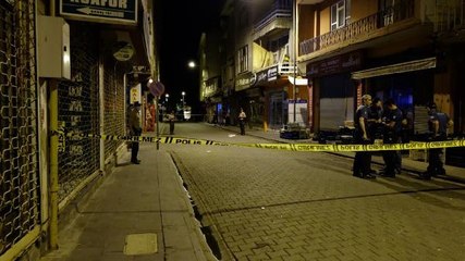 BİNGÖL'DE BOYNUNDAN BIÇAKLANAN MUHAMMET, AĞIR YARALANDI