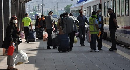 Kars’tan masalsı yolculuk başladı