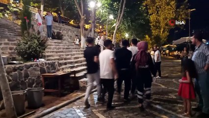 'Selfie' çekerken Dicle Nehri'ne düşen kadını vatandaşlar kurtardı