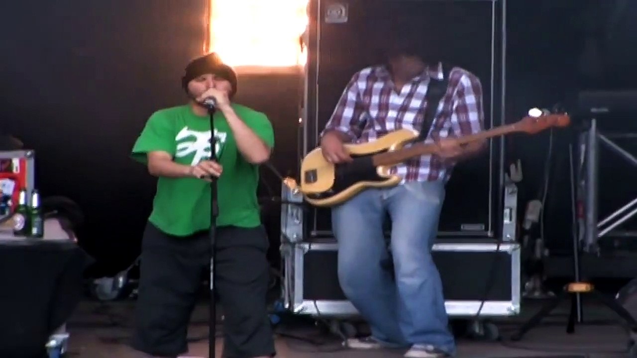 La Vela Puerca — De Tal Palo – (Taubertal–Festival 2006 — Live in Concert)