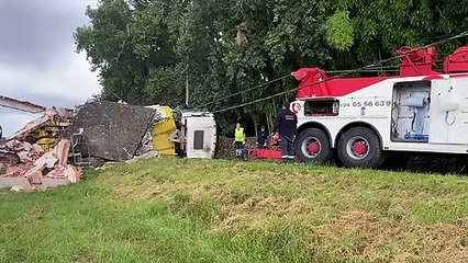 Gironde. A Barsac, sur le tracé du Tour de France, un camion percute un transformateur électrique