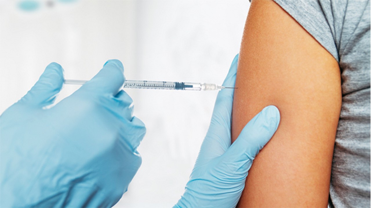 Corona Vaccine की Second Dose क्या First Dose से ज्यादा दर्दनाक होगी ? जानें सच | Boldsky