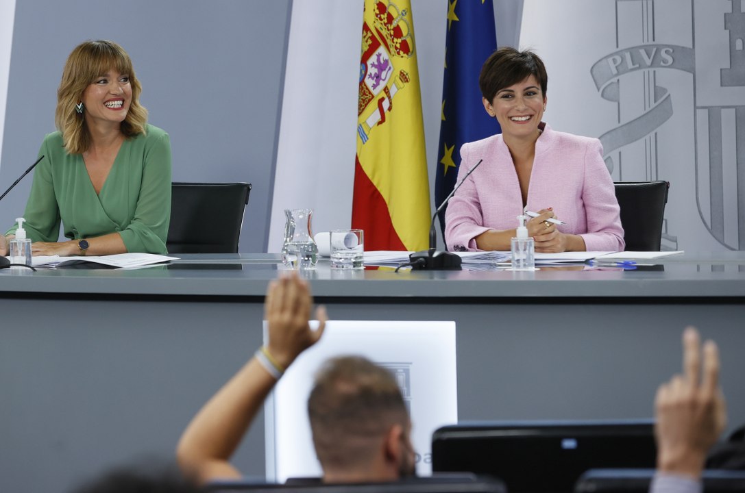 Isabel Rodríguez: "Al PP le debería interesar que a España le vaya bien"