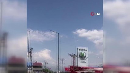 Son dakika 3. sayfa: Çatıya çıkan şahsı polis yakaladı