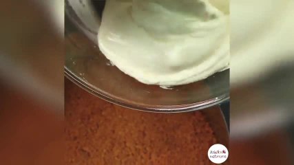 No bake strawberry tart