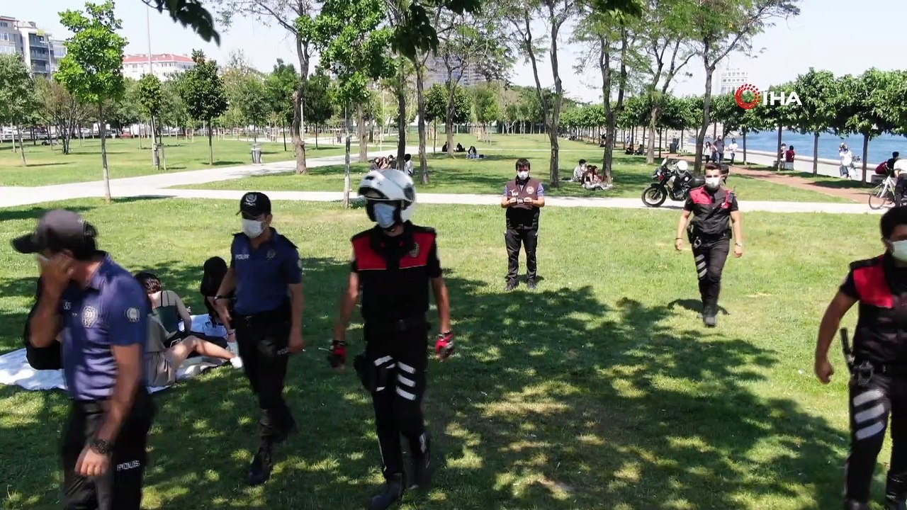 Bakırköy’de Atlı polisler ve drone eşliğinde korana virüs denetimi