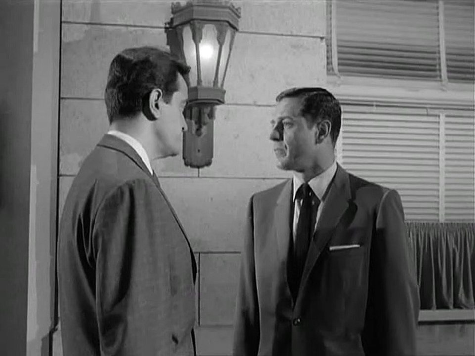Peter Gunn 137 The Coffin