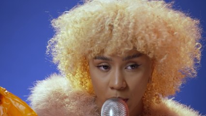 Foushee Does ASMR with Chalk, Talks Viral Success of "Deep End" & Songwriting