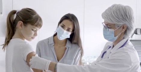 Pass sanitaire obligatoire : une "souplesse" particulière pour les 12-17 ans ?