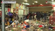 Los saqueos en Sudáfrica causan al menos 45 muertos y 750 detenidos