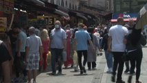 Eminönü esnafı 'bayram' yapıyor