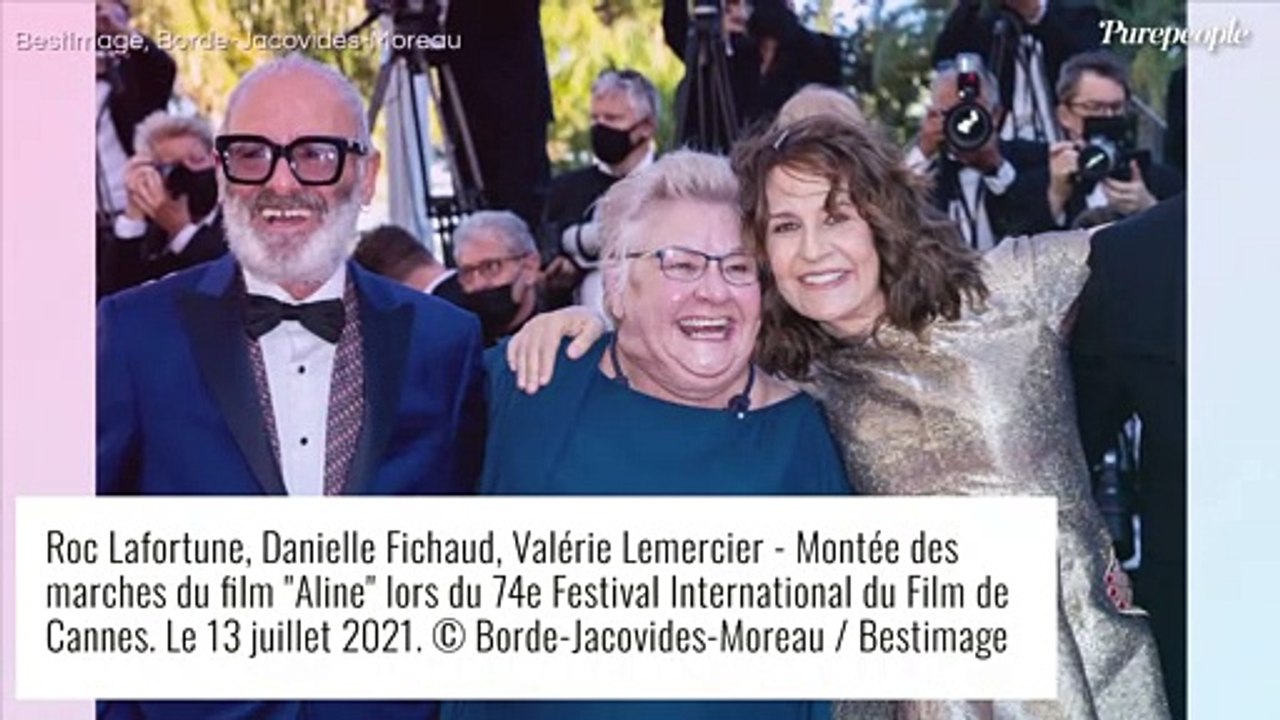 Cannes 2021 : Valérie Lemercier dans une robe scintillante et dorée, elle étonne la foule