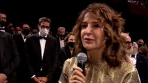 Grande émotion de Valérie Lemercier à la fin de la projection d'Aline - Cannes 2021