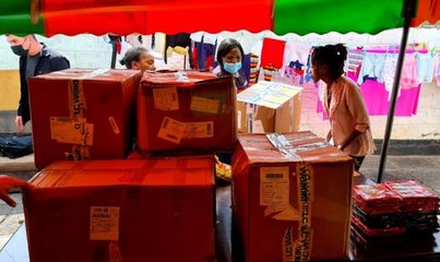 Türkiye'den Kenya'da yaşayan 251 yetime kıyafet yardımı