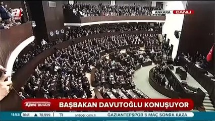 Başbakan Davutoğlu işaret diliyle karşılandı