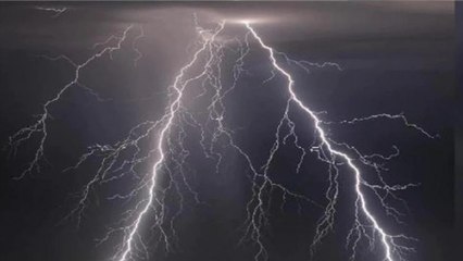 Lightning strikes Dwarkadhish Temple in Gujarat