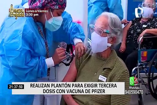 Profesionales de la salud realizaron plantón frente al Minsa para exigir tercera dosis de vacuna