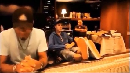 【字幕】Justin Bieber Making of Under the Mistletoe 2011