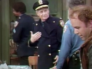 Barney Miller S08E09 Examination Day
