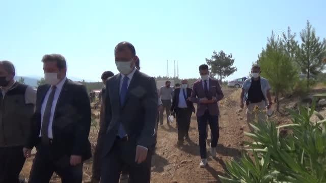 Son dakika haber... Şehit Astsubay Ömer Halisdemir Hatıra Ormanı'na fidan dikildi