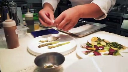 Nel ristorante degli studenti che puntano alla stella
