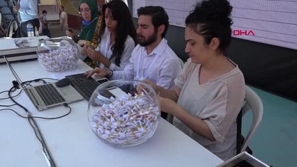 YUSUFELİ'NİN YENİ YERİNDE 2 BİN 904 HAK SAHİBİ KURA ÇEKİMİ TAMAMLANDI