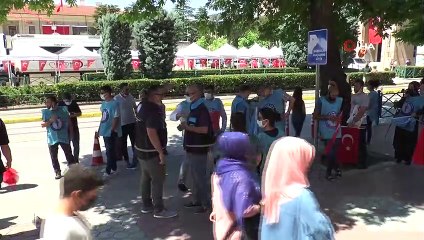 Sağlıkçılardan ücretsiz toplu taşımanın kaldırılmasına alkışlı tepki