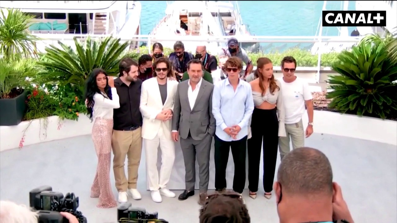 Photocall de l'équipe Bac Nord avec François Civil, Gilles Lellouche - Cannes2021