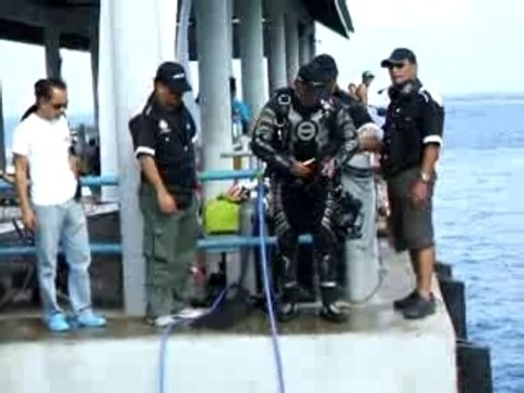 Longest Underwater Stay - Malaysia Book of Records