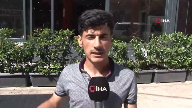 Son dakika! Sancaktepe'de silahlı saldırganın sokak ortasında annesini darp ettiği anlar kamerada