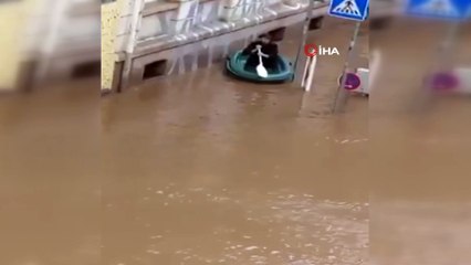 - Almanya'da şiddetli yağış ve fırtına hayatı olumsuz etkiledi